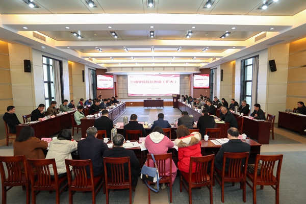 1615257897586723.jpg 新闻图 AI8I2138.jpg