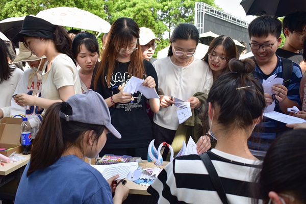 新闻图 范昕仪 6.jpg