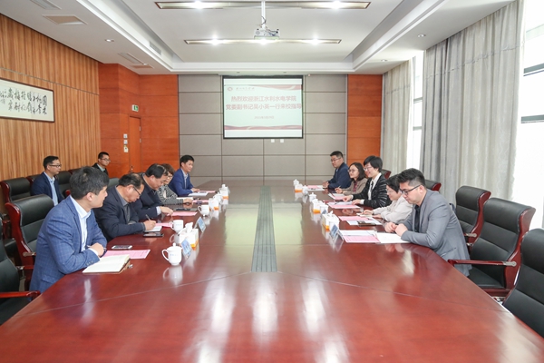 新闻图 AI8I3463.jpg