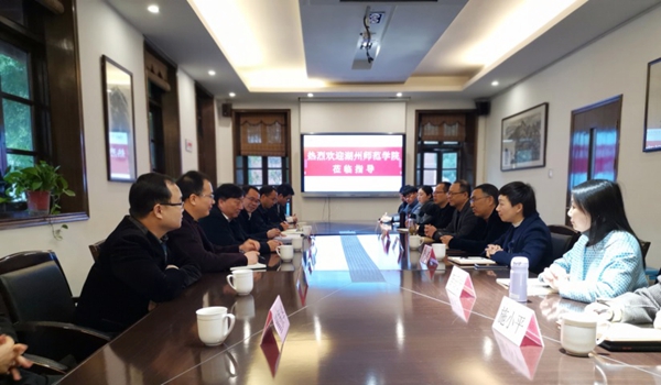 金书记照片2_副本.jpg