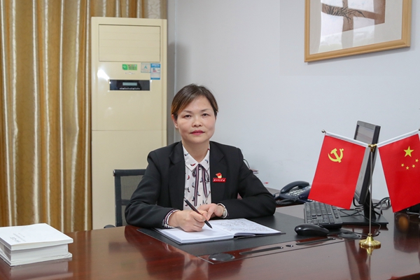 AI8I2284 (1)_副本.jpg